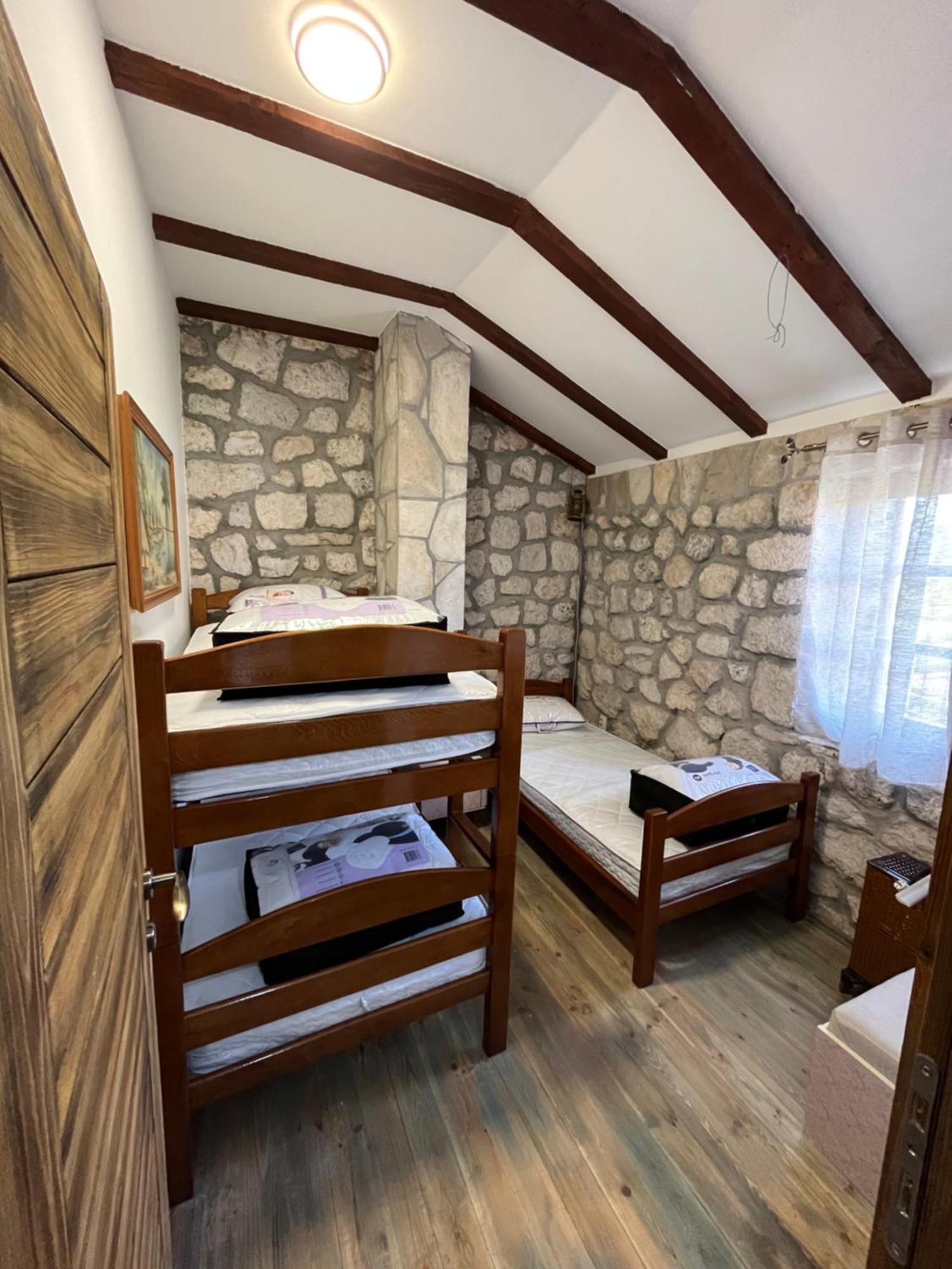 Bed & Wine Djonovic