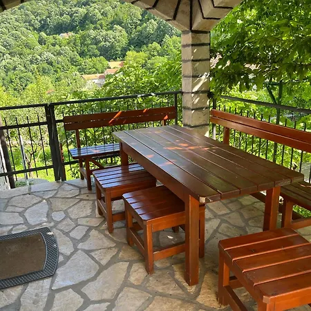 Bed & Wine Djonovic Apartment Virpazar Room photo
