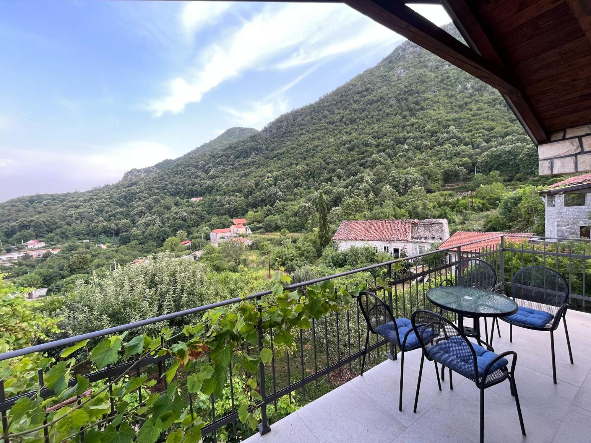 Bed & Wine Djonovic Appartement *